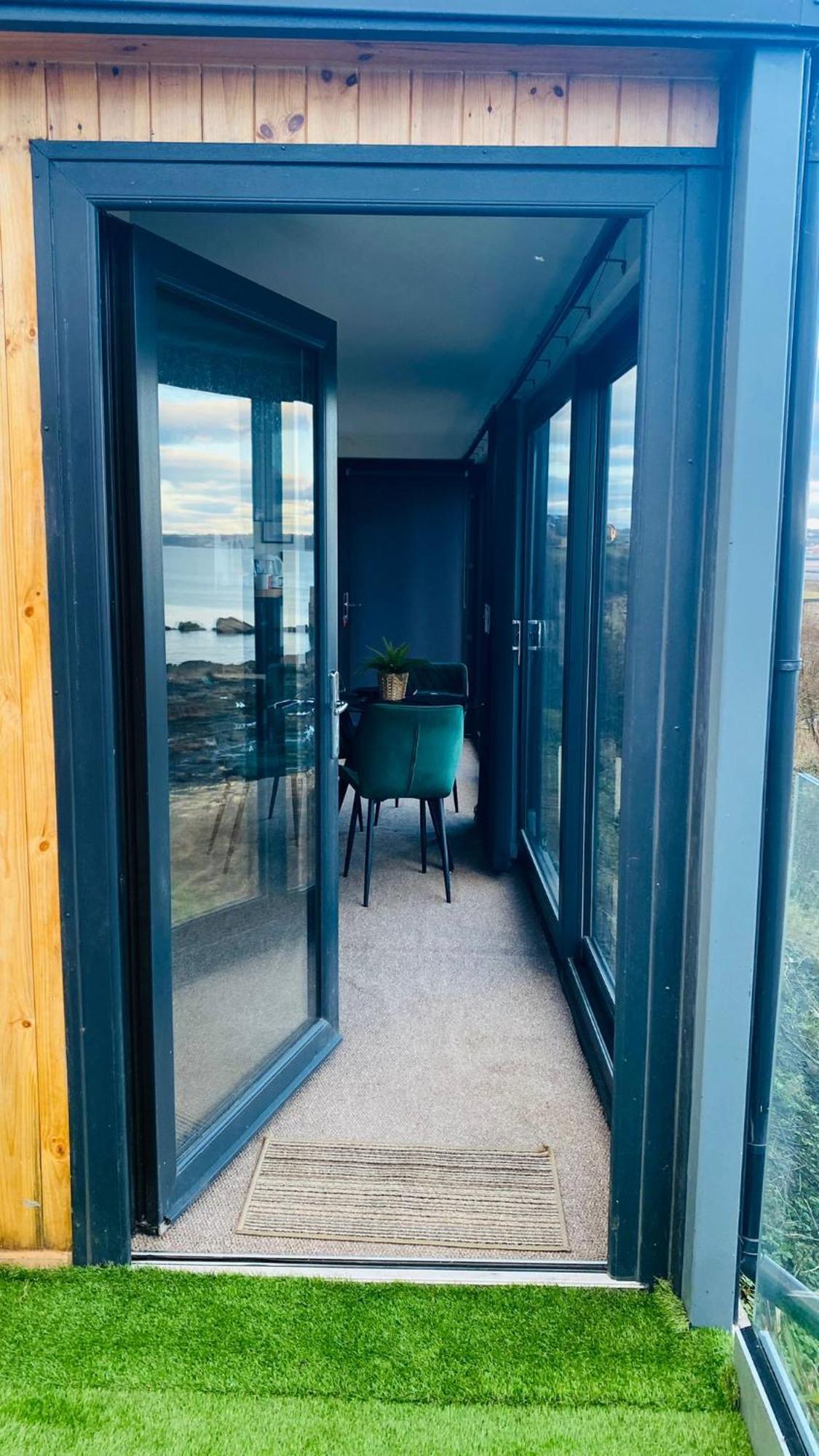 Luxury Beach Front Rooms- Pma Kirkcaldy Eksteriør bilde