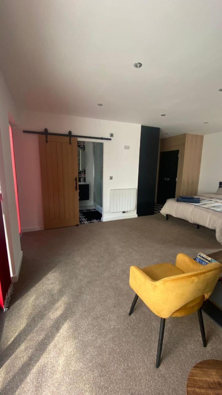 Luxury Beach Front Rooms- Pma Kirkcaldy Eksteriør bilde