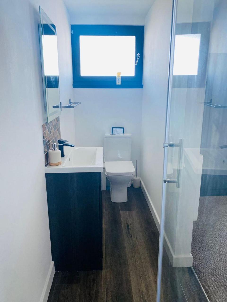 Luxury Beach Front Rooms- Pma Kirkcaldy Eksteriør bilde