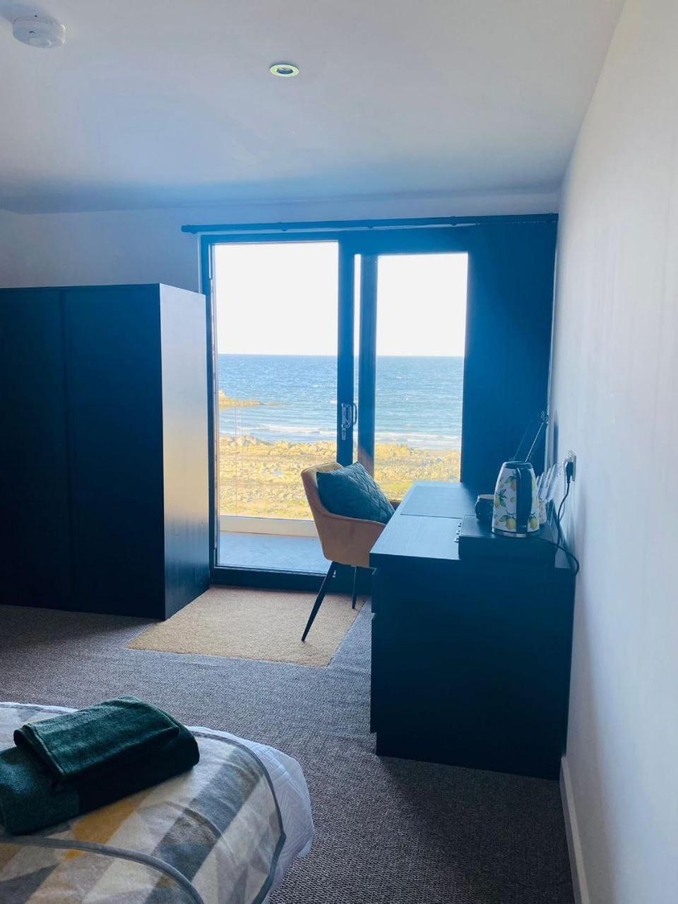 Luxury Beach Front Rooms- Pma Kirkcaldy Eksteriør bilde